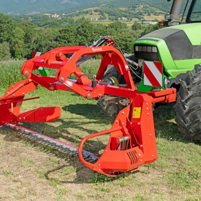 Close-up of Enorossi sickle bar cutting system and guards