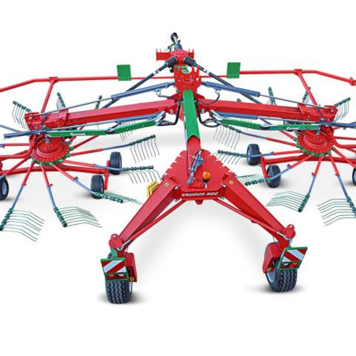 Enorossi ENODUO 920 double rotary hay rake rear view with central swath area