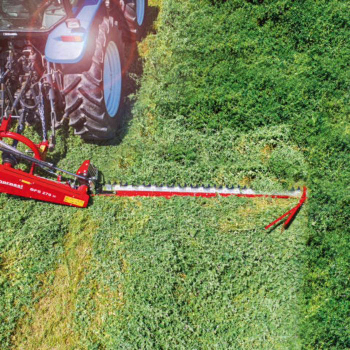 Close-up view of Enorossi double action sickle bar mower cutter bar during mowing operation