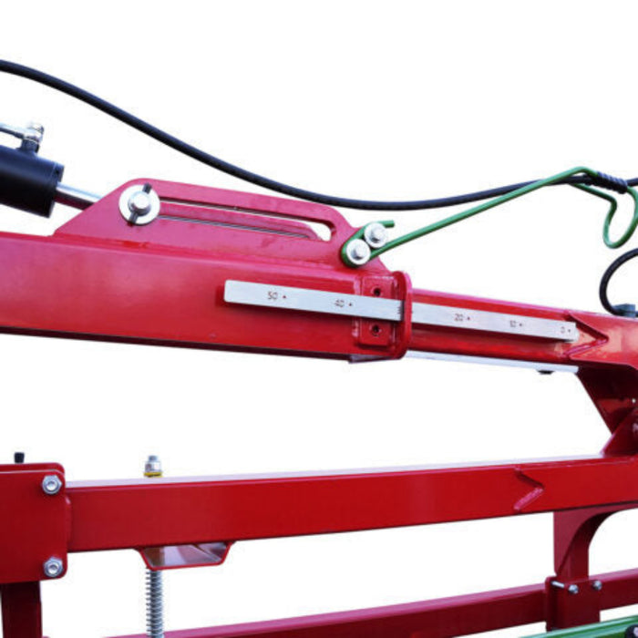 Front hitch and frame detail on Enorossi CR-850 basket bar rake