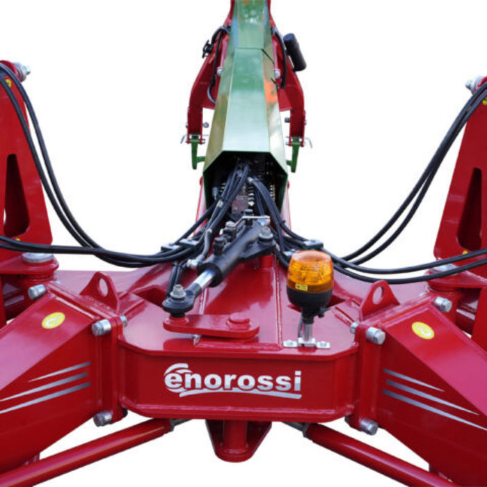 Top view of Enorossi CR-850 basket bar rake during operation