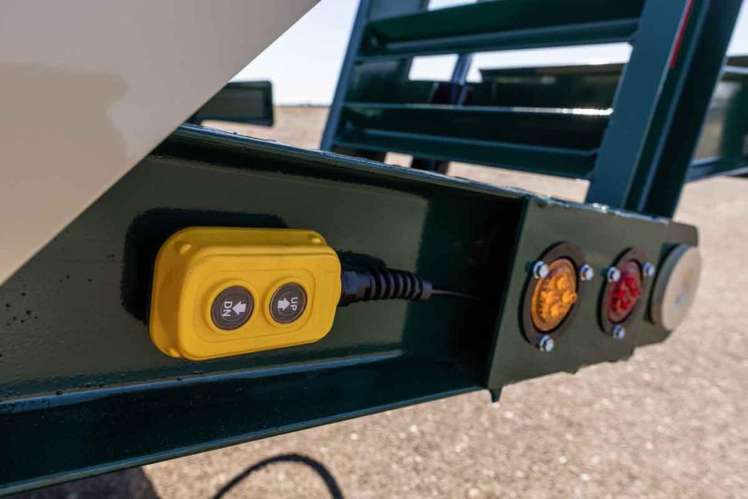 Harrell Ag Module 8 Express cotton module trailer wired remote control and rear lights